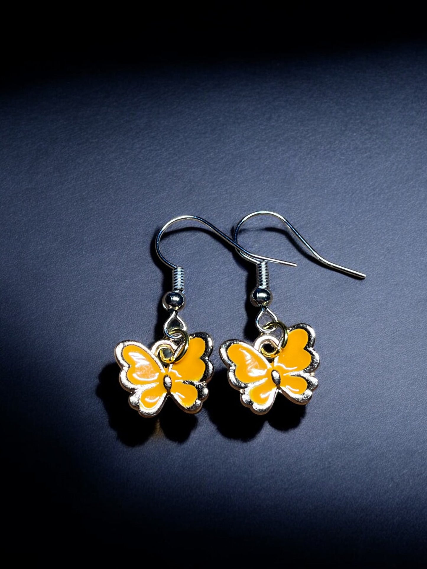 Pendientes de mariposa