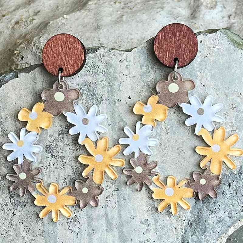 Pendientes de lágrima con flores